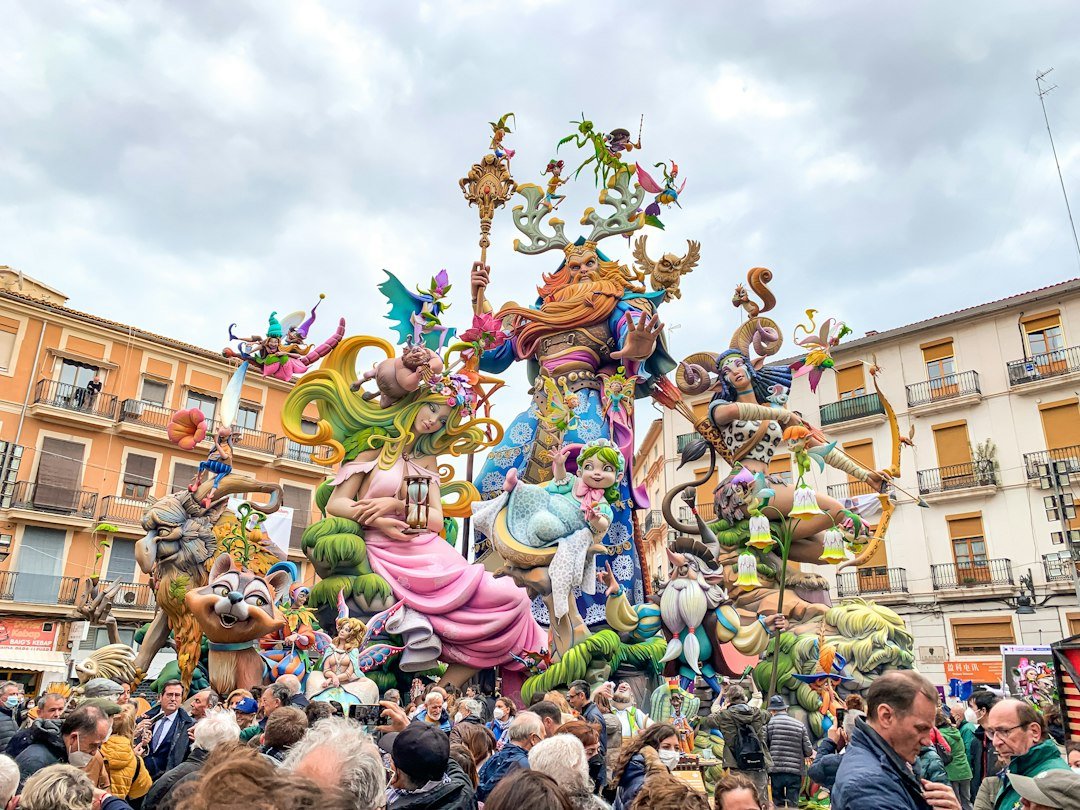 Noticias Valencia traditional celebration people