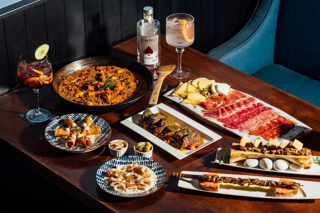 Noticias Valencian food table dishes